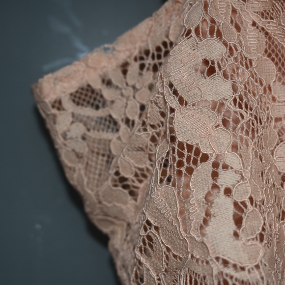 NWT Lulus BLUSH PINK LACE OFF-THE-SHOULDER MAXI - Picture 6 of 7